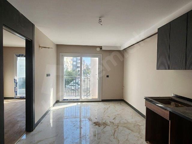 DUYGU CAFE ARKASI MAVİ BULVARDA DEPREM SONRASI YENİ YAPI 0 1+1 KİRALIK DAİRE