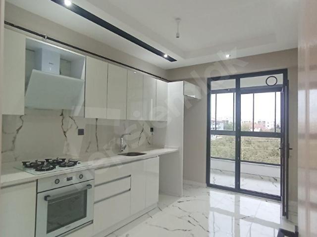 Düzce Beyciler Mahallesinde Ebeveyn Banyolu Kİralık 3+1 Daire