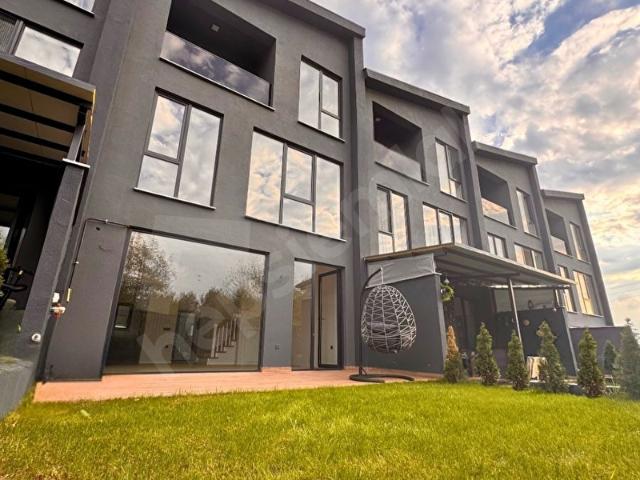 Düzce Kalıcı Konutlarda İskanlı Oturuma Hazır 5+1 Triplex Villa