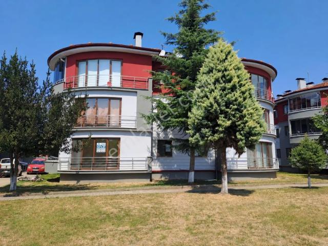 Düzce Prestij 1 De Satılık Yüksek Giriş Kat 3+1 Daire