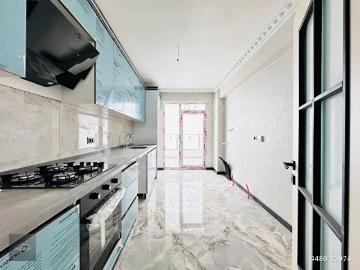 DÜZGÜN EMLAK'TAN FULL YAPILI ORTA KAT G.CEPHE 3+1 SIFIR DAİRE