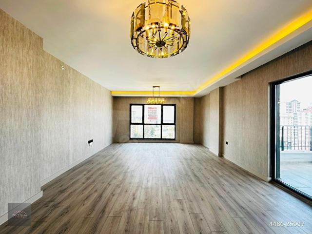 DÜZGÜN EMLAK'TAN FULL KONSEPTLİ K.OTOPARKLI MODERN MİMARİLİ 4+1 ULTRA LÜX