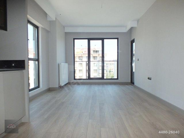 DÜZGÜN EMLAKTAN RELAX CADDE REZİDANSTA ŞEHİR MANZARALI 1+1 DAİRE