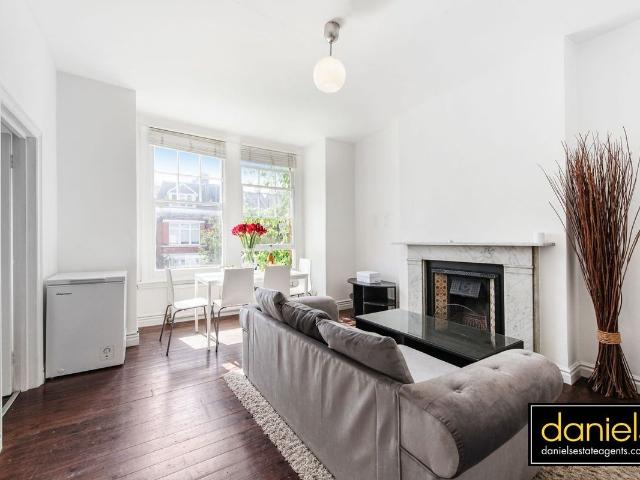Dyne Road, Kilburn, London NW6, 2 bed flat to rent, £2,500 pcm | PrimeLocation