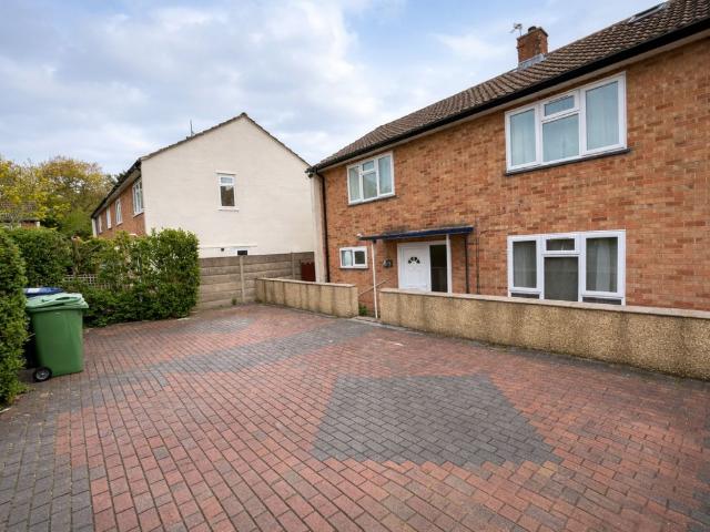 Dynham Place, Headington, Oxford, Oxfordshire OX3, 6 bed semi detached house to rent, £3,800 pcm | PrimeLocation