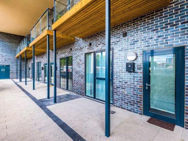 Dyer Street, Salford M5 3 bed apartment to rent £1,950 pcm £450 pw