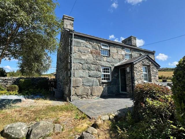 Dyffryn Ardudwy LL44 3 bed detached house to rent £1,000 pcm £231 pw