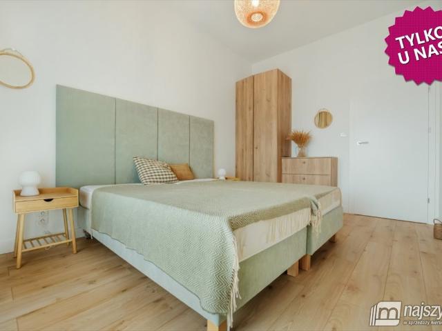 Zapraszam do nowoczesnego apartamentu z widokiem i basenem