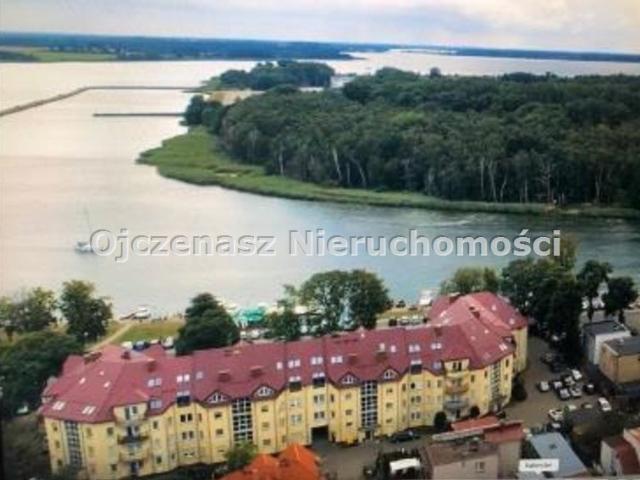 Dwupoziomowe mieszkanie z widokiem na marinę w Dziwnowie