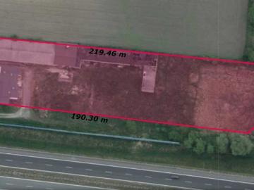 Działka inwestycyjna 8 435 m² z domem i halą w Bierzglinku