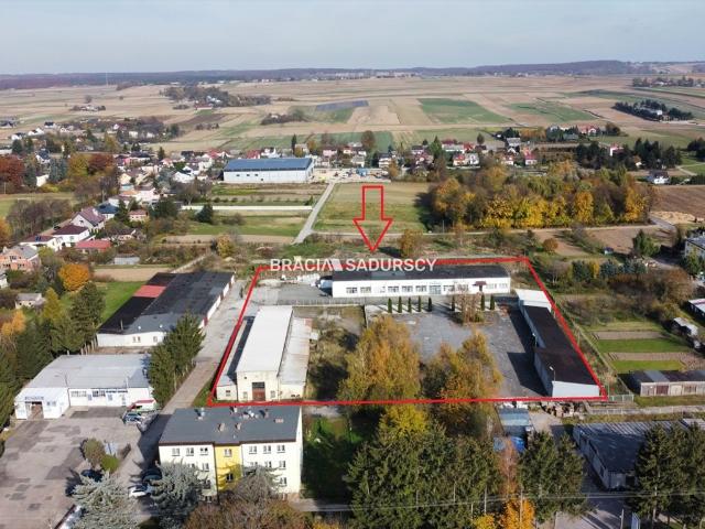 Działka inwestycyjna 10 329 m² z halami w Charsznicy polecam