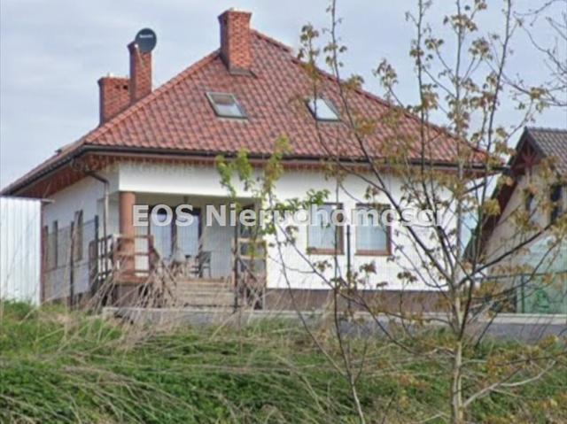 Działka z domem 183 m² w Maciejowicach zapraszam