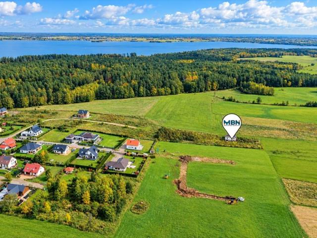 Działka z rozpoczętą budową domu Wilkaski, 1498 m2