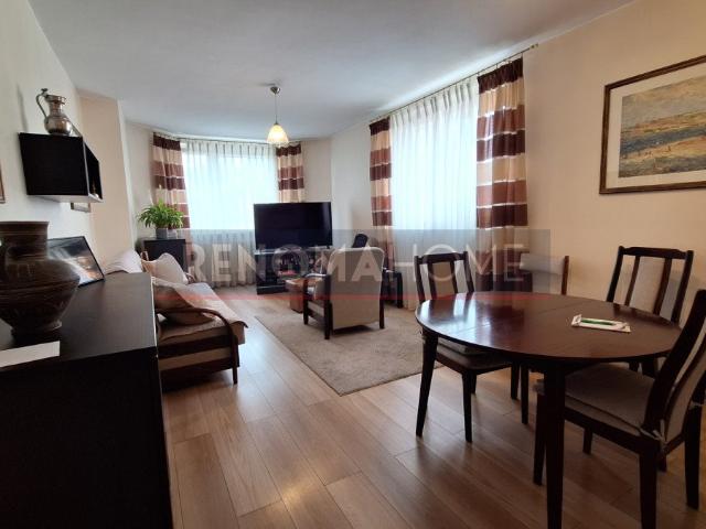 Do sprzedania przestronne 3 pokojowe mieszkanie 77 m² z pięknymi widokami
