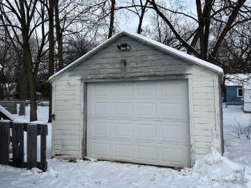 E1592 MURRAY Lane