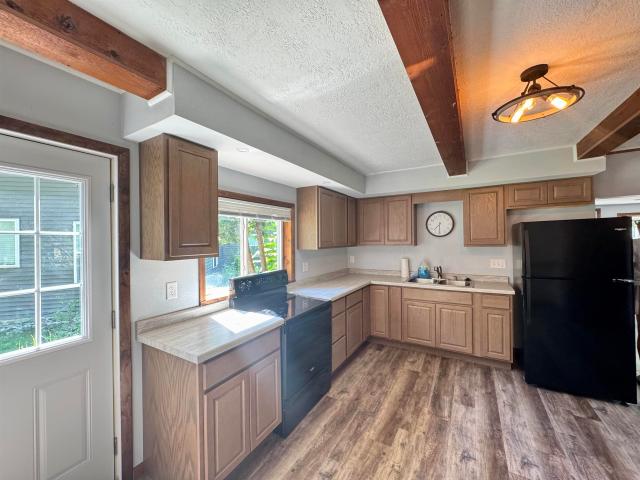 E1647 grandview road