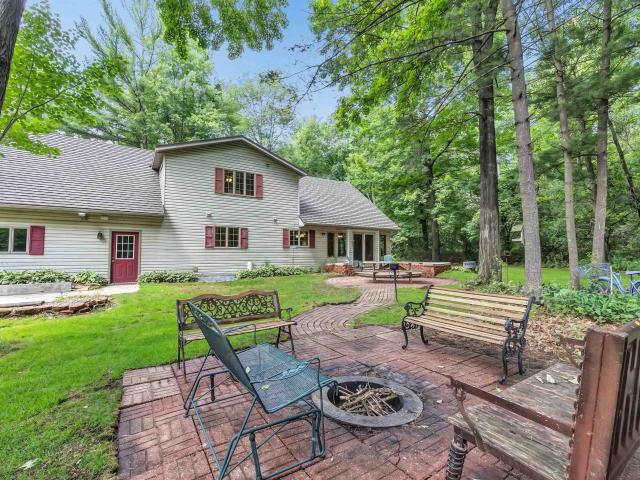 E2073 SHADY Drive