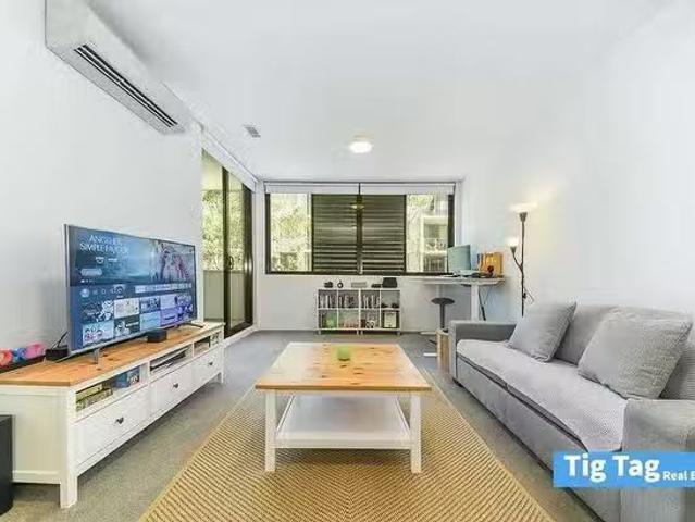 E2105/53 Wilson Street, Botany, NSW 2019