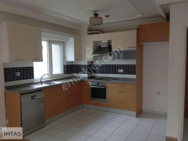 E5 metrobüs,beylikdüzü Yakuplu Geniş Kiralık Daire newport Sit