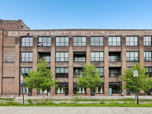 E Main St Unit,beacon, Condo For Sale