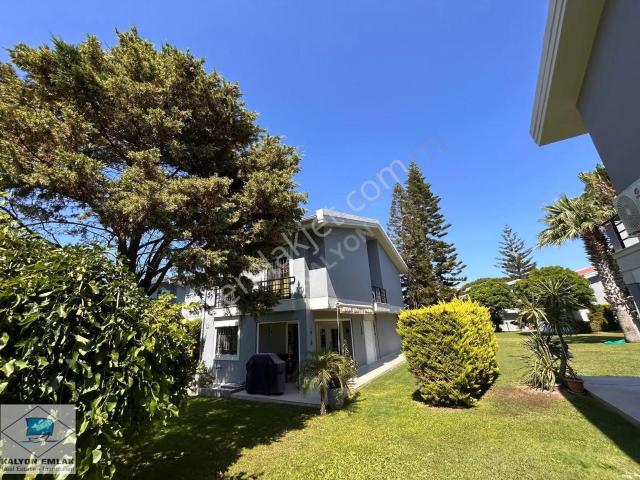 Çeşme Mamurbaba'da Kalyon'dan Satılık 3+1 Site İçi Havuzlu Villa