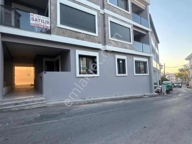 Çeşme Marina'ya 500 Mt 2+1 Satılık Eşyalı Daire