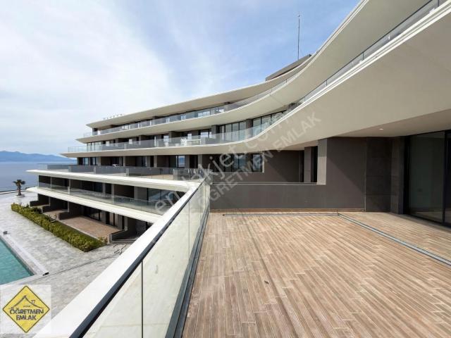 Çeşme Ayasaran Denize Sıfır,prestijli Projede 3+1 Teraslı Daire