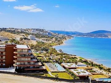 Çeşme Ayasaranda Mevkii Denize Sıfır Satılık 2+1 Residence Daire