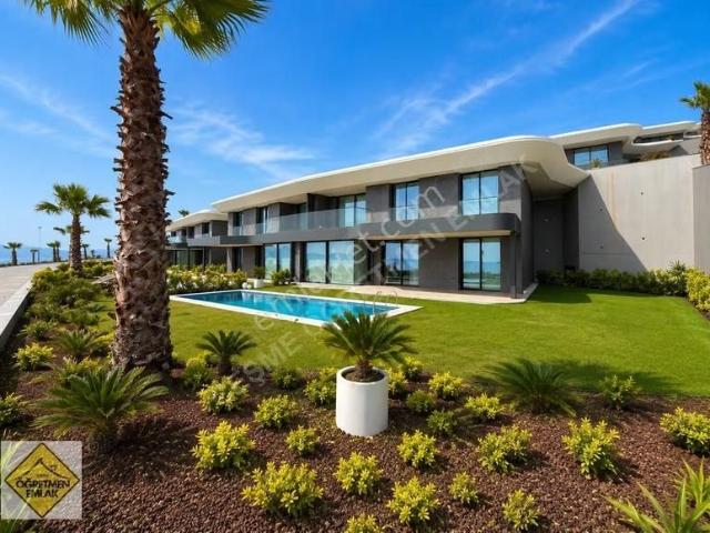 Çeşme Ayasaranda Noa Terrace'da Denize Sıfır Müstakil Villa