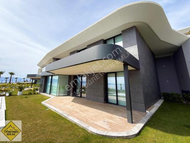 Çeşme Ayasaranda Noa Terrace'da Full Manzaralı Müstakil Villa