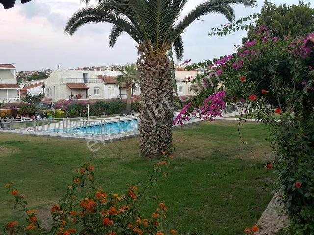 Çeşme Dalyan Deniz Manzaralı Satılık Villa