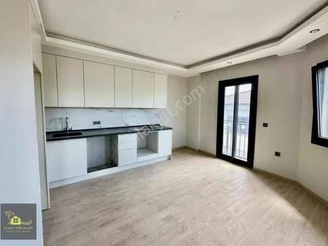 Çeşme Dalyan'da Satılık 1+1 Daire