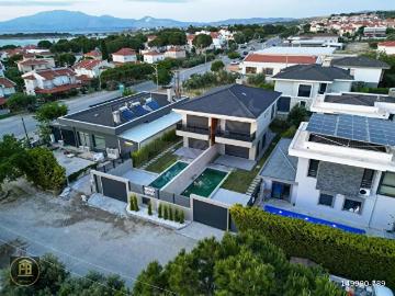 ÇEŞME ŞİFNE 3+1 SIFIR DUBLEKS MÜSTAKİL HAVUZLU 3+1 VİLLA