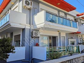 Çeşme Çiftlikköy'de Satılık Bahçe Katı 3+1 Daire