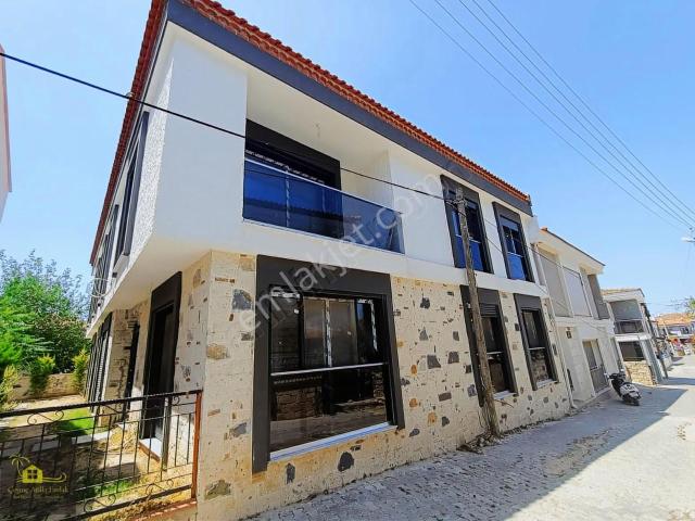 Çeşme Reisdere'de Satılık 2+1 Daire