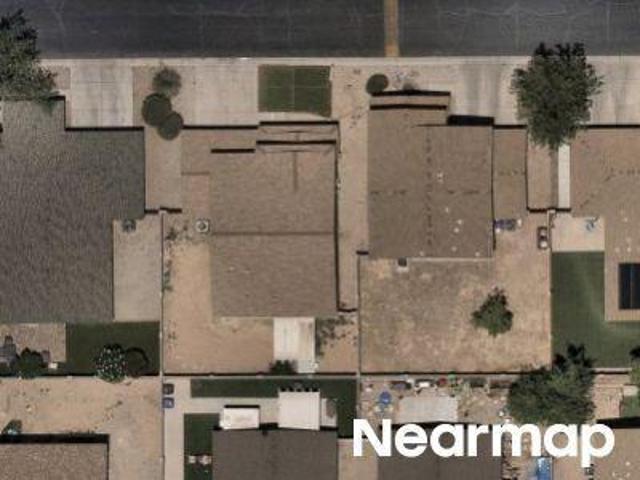 E Meadow Land Dr