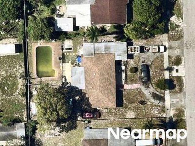 E Melrose Cir