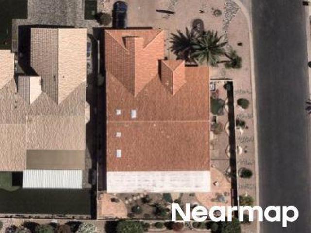 E Nacoma Dr