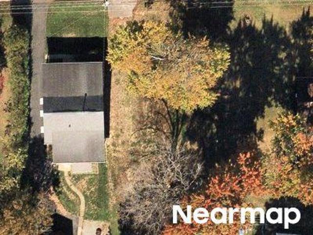 E Northview Ave