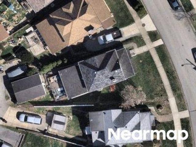 E Adams Ave