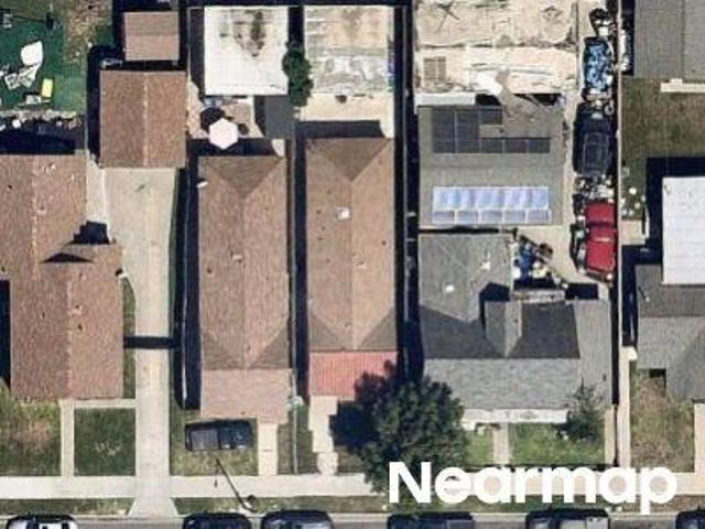 E Adair St