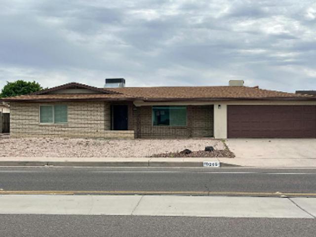 E Adobe Rd
