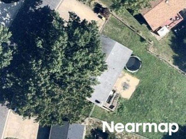 E Airwood Dr