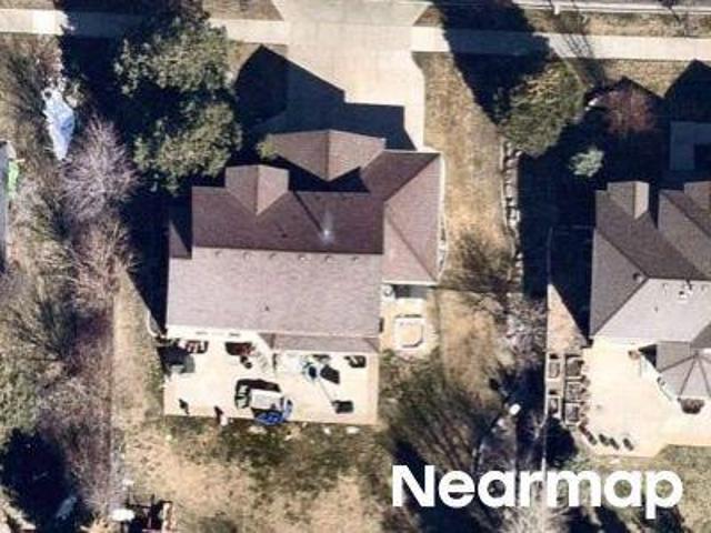 E Amber Crest Ln