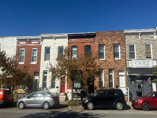 E Baltimore St