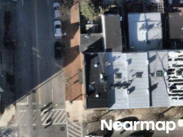 E Baltimore St