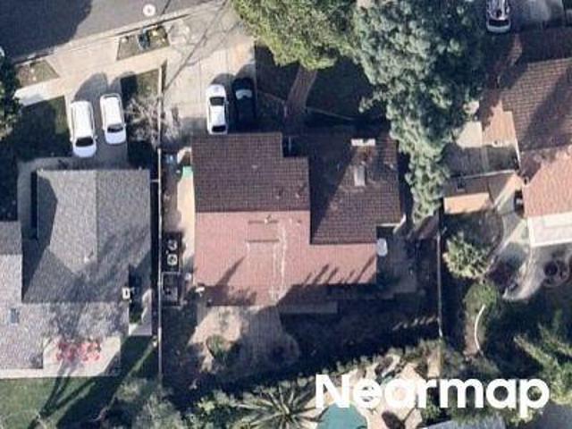 E Brookside Ave