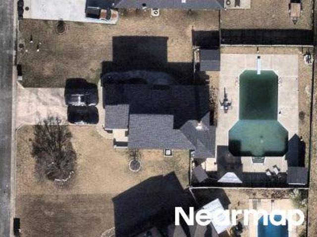 E Brownstone Ct SW