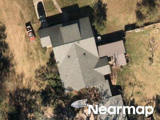 E Cypress St