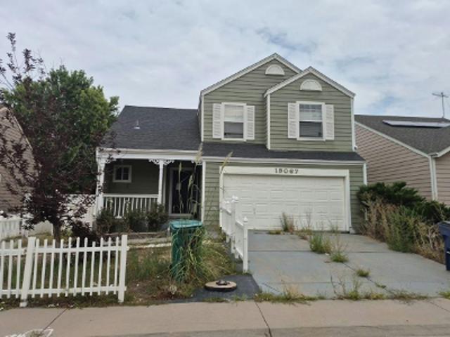 E Carmel Dr